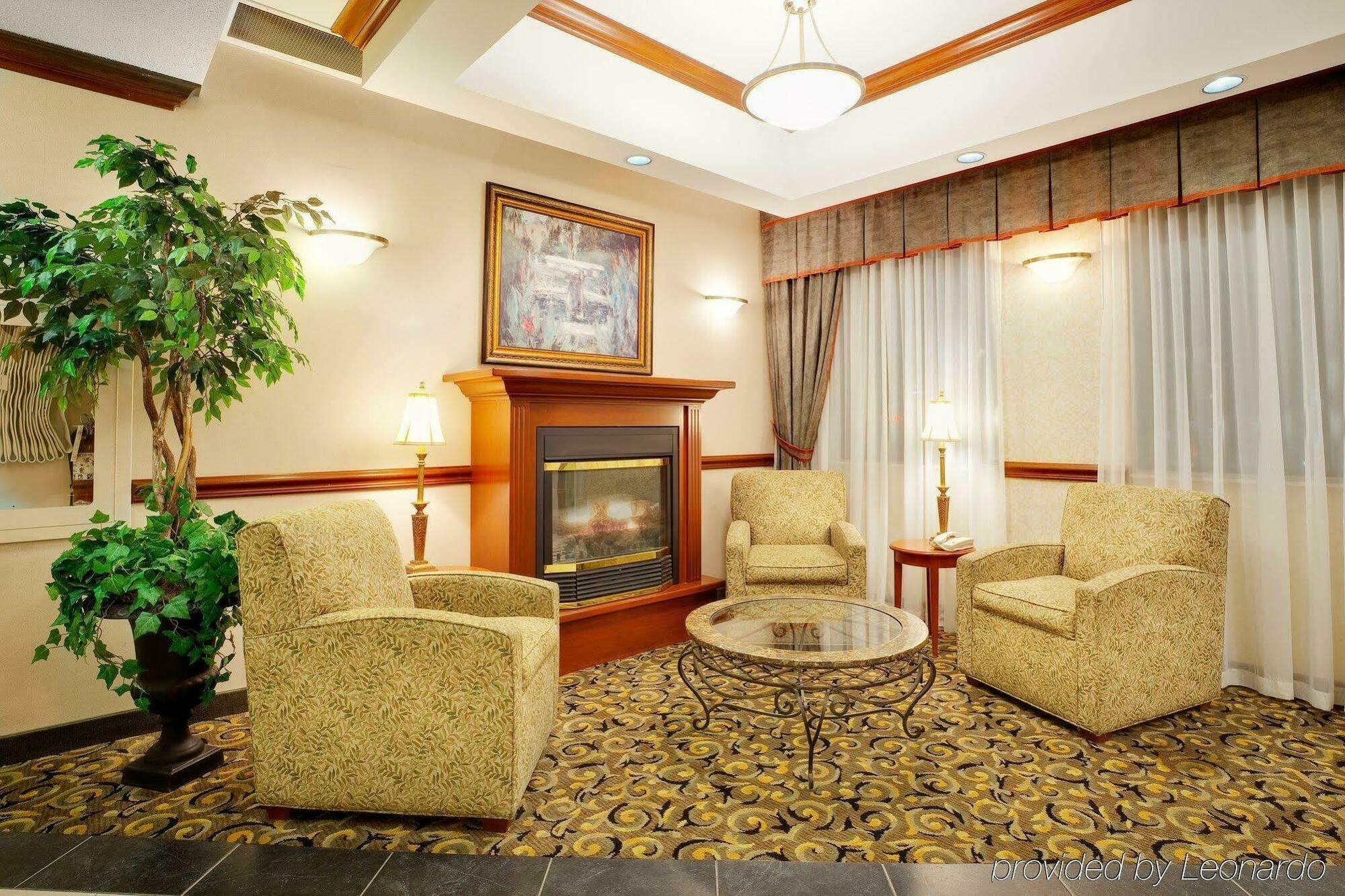 Holiday Inn Express Hotel & Suites Barrie By Ihg Exterior foto